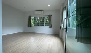 3 Bedrooms Townhouse for sale in Chang Khlan, Chiang Mai 