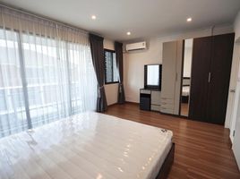 4 Bedroom House for rent at Supalai Essence Ladprao, Khlong Chan