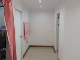 3 Schlafzimmer Villa zu vermieten im Pruksa Town Nexts Loft Pinklao-Sai 4, Krathum Lom, Sam Phran, Nakhon Pathom, Thailand