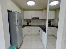 3 Schlafzimmer Appartement zu vermieten im 49 Plus, Khlong Tan Nuea