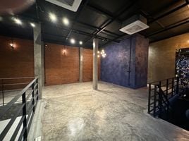 Studio Ganzes Gebäude zu vermieten in BTS Station, Bangkok, Thung Mahamek, Sathon, Bangkok