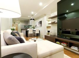 1 Schlafzimmer Appartement zu verkaufen im 15 Sukhumvit Residences, Khlong Toei Nuea, Watthana