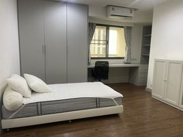 3 Bedroom Apartment for rent at Baan Suanpetch, Khlong Tan Nuea, Watthana