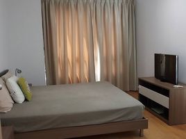 2 Schlafzimmer Appartement zu vermieten im Issara At 42 Sukhumvit, Phra Khanong, Khlong Toei