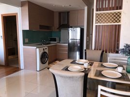 1 Bedroom Apartment for sale at The Emporio Place, Khlong Tan