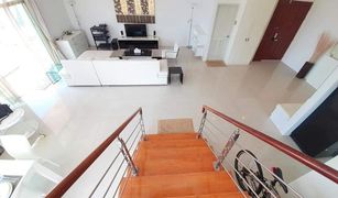 3 Bedrooms Condo for sale in Thanon Phaya Thai, Bangkok The Complete Rajprarop