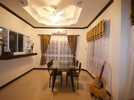 3 Schlafzimmer Haus zu verkaufen im Montri Park, Surasak, Si Racha, Chon Buri