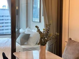 1 Bedroom Condo for rent at Life One Wireless, Lumphini