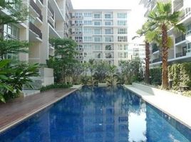 2 Bedroom Apartment for rent at The Clover, Khlong Tan Nuea, Watthana