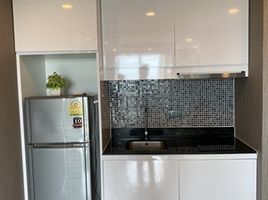 1 Bedroom Condo for sale at The Near Residence, Surasak