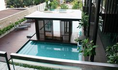 Photo 2 of the Communal Pool at The Grand Villa