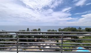 Studio Condo for sale in Phe, Rayong The Royal Rayong