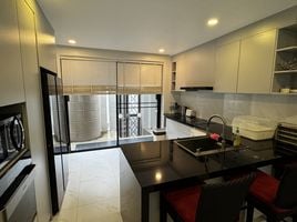 2 Bedroom Villa for sale in Rawai, Phuket Town, Rawai