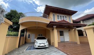3 Bedrooms House for sale in Krachaeng, Pathum Thani Baan Benjaporn