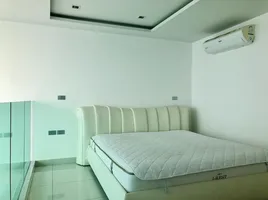 1 Bedroom Apartment for sale at Wongamat Tower, Na Kluea