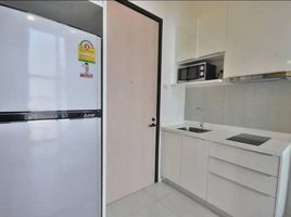 1 спален Квартира в аренду в Chewathai Residence Asoke, Makkasan