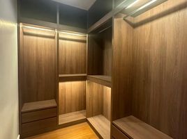 3 Schlafzimmer Appartement zu vermieten im 185 Rajadamri, Lumphini, Pathum Wan