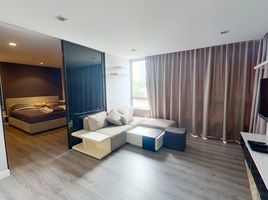 1 Schlafzimmer Wohnung zu verkaufen im The Room Sukhumvit 40, Phra Khanong