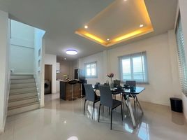 3 Schlafzimmer Haus zu vermieten im Pattalet 1, Nong Prue, Pattaya