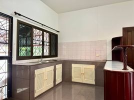 4 Schlafzimmer Villa zu vermieten in Huai Sai, Mae Rim, Huai Sai