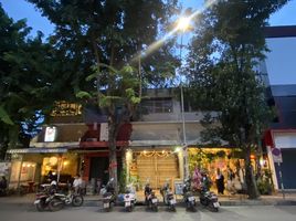 2 Bedroom Shophouse for sale in Wat Lok Moli, Si Phum, Si Phum