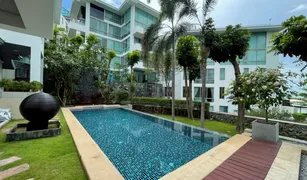 5 Schlafzimmern Villa zu verkaufen in Na Kluea, Pattaya 