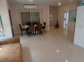 3 Bedroom Villa for sale at Siwalee, Ban Pet