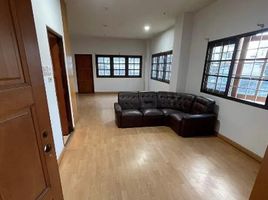 4 Schlafzimmer Haus zu verkaufen in Din Daeng, Bangkok, Din Daeng, Din Daeng