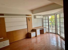4 Bedroom House for rent in Ratchadamri BTS, Lumphini, Lumphini