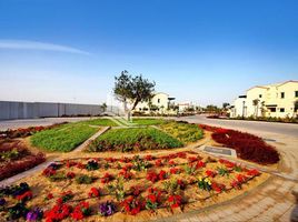 5 Schlafzimmer Reihenhaus zu verkaufen im Bloom Gardens, Bloom Gardens, Al Salam Street, Abu Dhabi