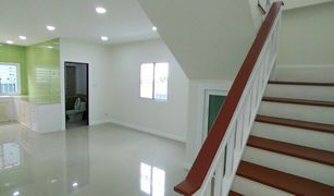 3 Bedrooms Townhouse for sale in Fa Ham, Chiang Mai Ban Sammakorn