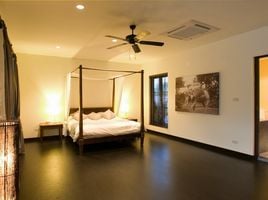 4 Schlafzimmer Villa zu verkaufen im Sanuk Residence, Nong Kae, Hua Hin, Prachuap Khiri Khan