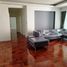 在Grandville House Condominium租赁的3 卧室 公寓, Khlong Tan