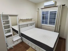 4 Schlafzimmer Reihenhaus zu vermieten im Golden Town Charoenmuang-Superhighway, Tha Sala, Mueang Chiang Mai, Chiang Mai