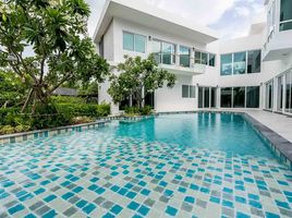 6 Schlafzimmer Villa zu verkaufen im Palm Hills Golf Club and Residence, Cha-Am