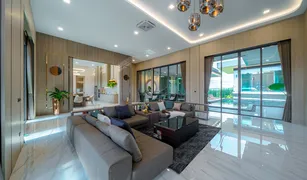 6 Bedrooms Villa for sale in Nong Prue, Pattaya M Mountain Grand Villa