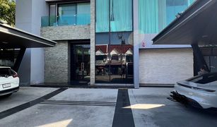 9 chambres Villa a vendre à Si Kan, Bangkok 