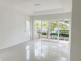 3 Bedroom Villa for sale at Supalai Garden Ville Wongwaen Pinklao-Rama 5, Sala Klang, Bang Kruai, Nonthaburi