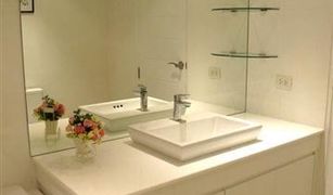 2 Bedrooms Condo for sale in Khlong Tan Nuea, Bangkok Baan Suanpetch