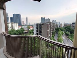 1 Schlafzimmer Wohnung zu verkaufen im Kawa Haus, Phra Khanong Nuea