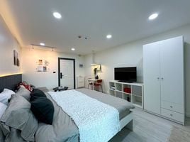 1 Schlafzimmer Wohnung zu verkaufen im The View Condo Suanluang, Wichit