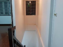 9 Bedroom Townhouse for sale in Lak Song BTS , Lak Song, Bang Khae Nuea