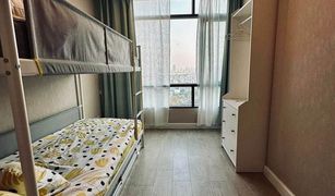 2 Bedrooms Condo for sale in Wong Sawang, Bangkok Metro Sky Prachachuen