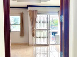 2 Bedroom Townhouse for sale in Airport-Pattaya Bus 389 Office, Nong Prue, Nong Prue