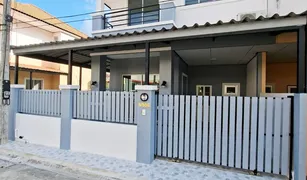 3 Bedrooms Townhouse for sale in Thep Krasattri, Phuket Phanason Garden Home Thalang