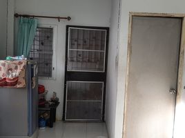 2 Schlafzimmer Reihenhaus zu verkaufen in Bang Pakong, Chachoengsao, Bang Samak