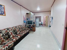 2 Schlafzimmer Reihenhaus zu verkaufen in Pluak Daeng, Rayong, Pluak Daeng, Pluak Daeng, Rayong