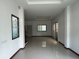 3 Bedroom House for sale at Pieamsuk Tiwanon 56, Ban Mai, Pak Kret