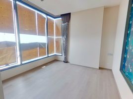 2 Bedroom Apartment for sale at The Esse Asoke, Khlong Toei Nuea