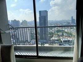 2 спален Квартира в аренду в Rhythm Sukhumvit 44/1, Phra Khanong